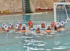 Május 7-én itthon kezdünk