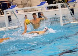 Ami egyedülálló:  szombaton megyei pólóderbi