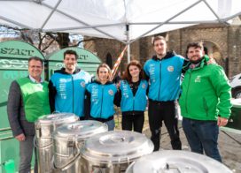 Ételt osztottunk a Református Szeretet Szolgálattal